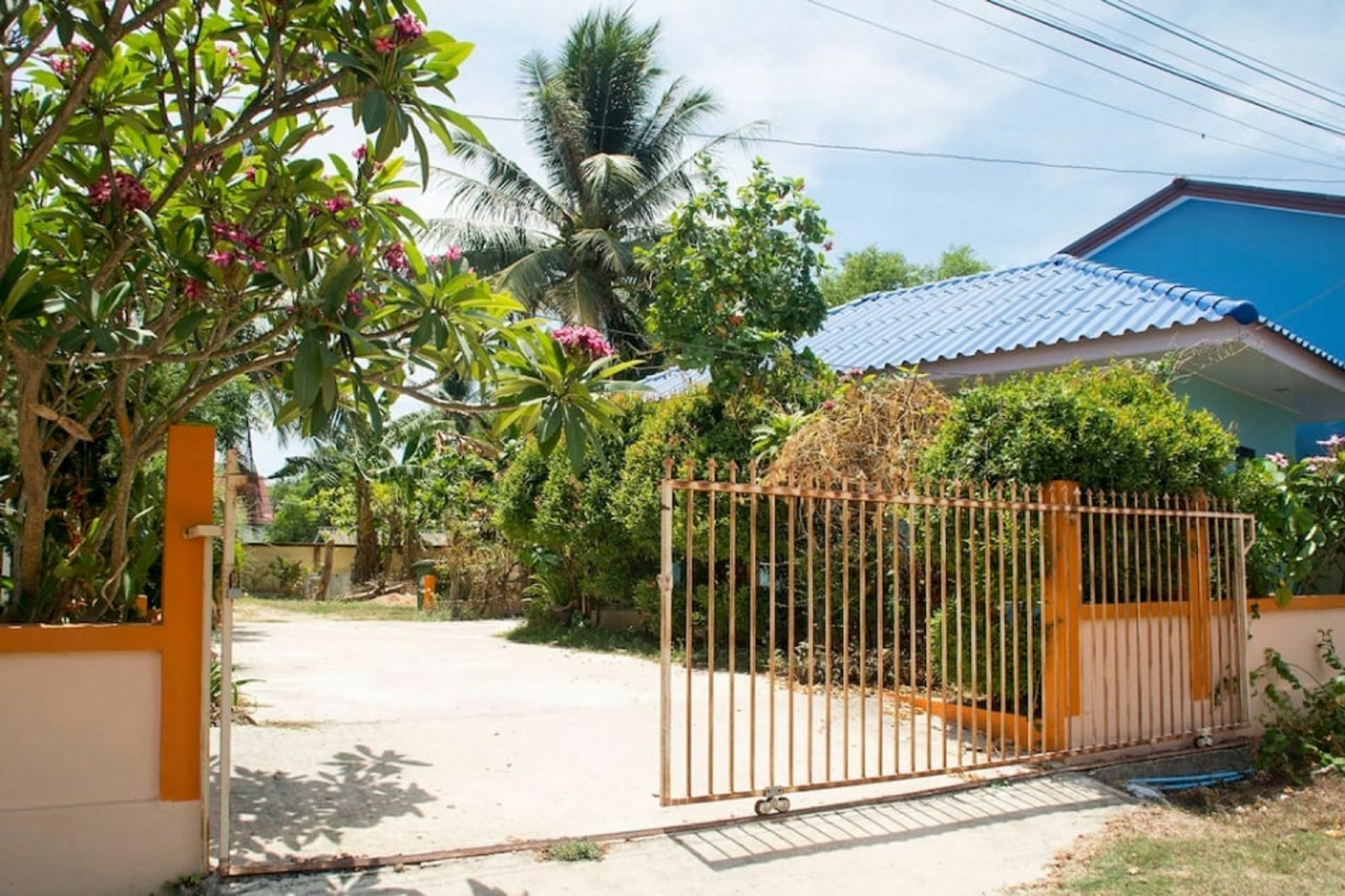 Aquatoria Phuket Bangtao Villa Surin Beach  Eksteriør billede